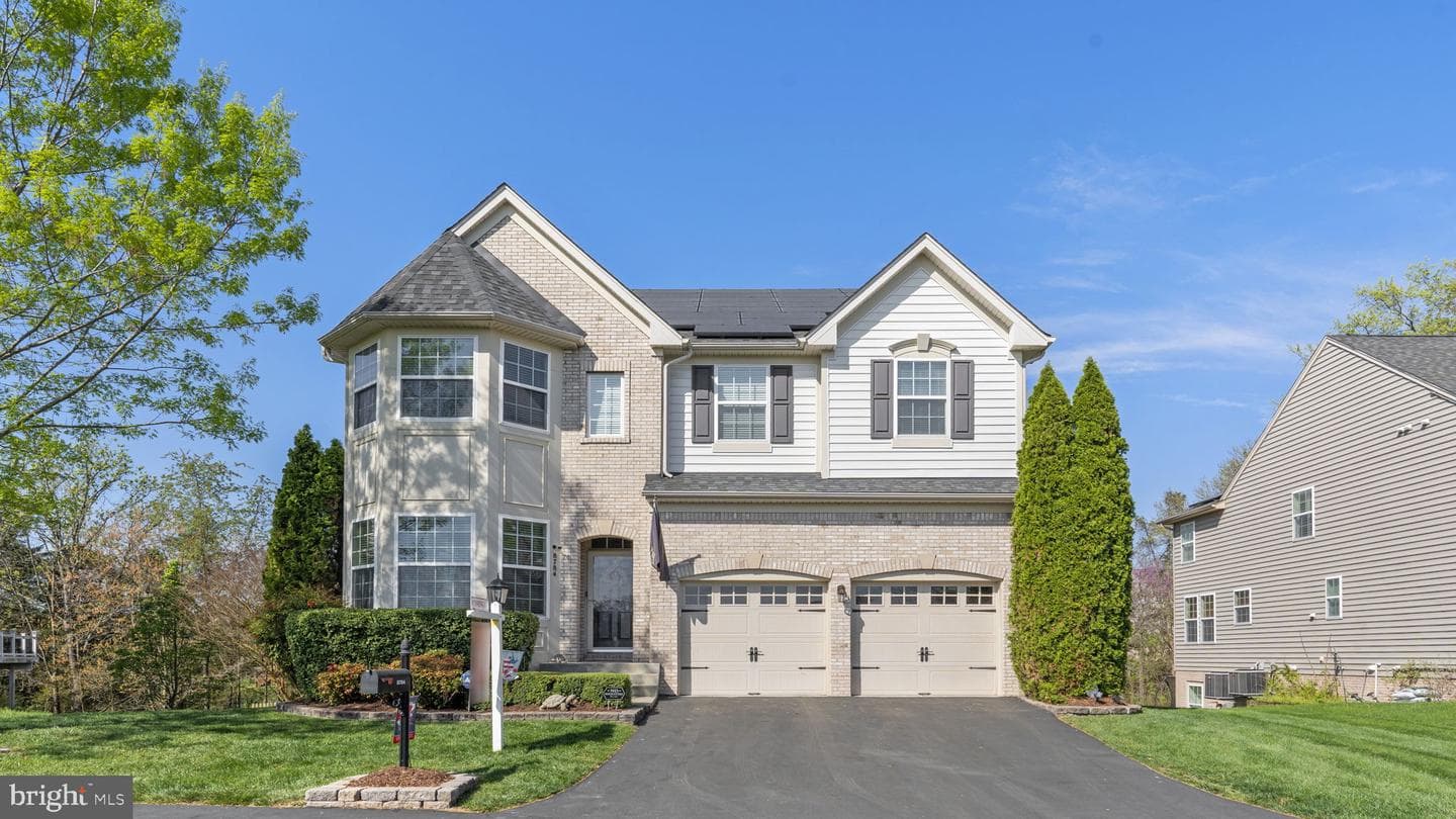 8784 Raleigh Mews photo 1