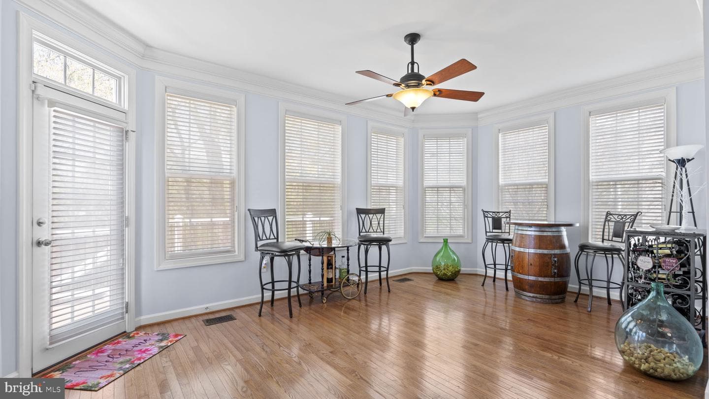 8784 Raleigh Mews photo 18