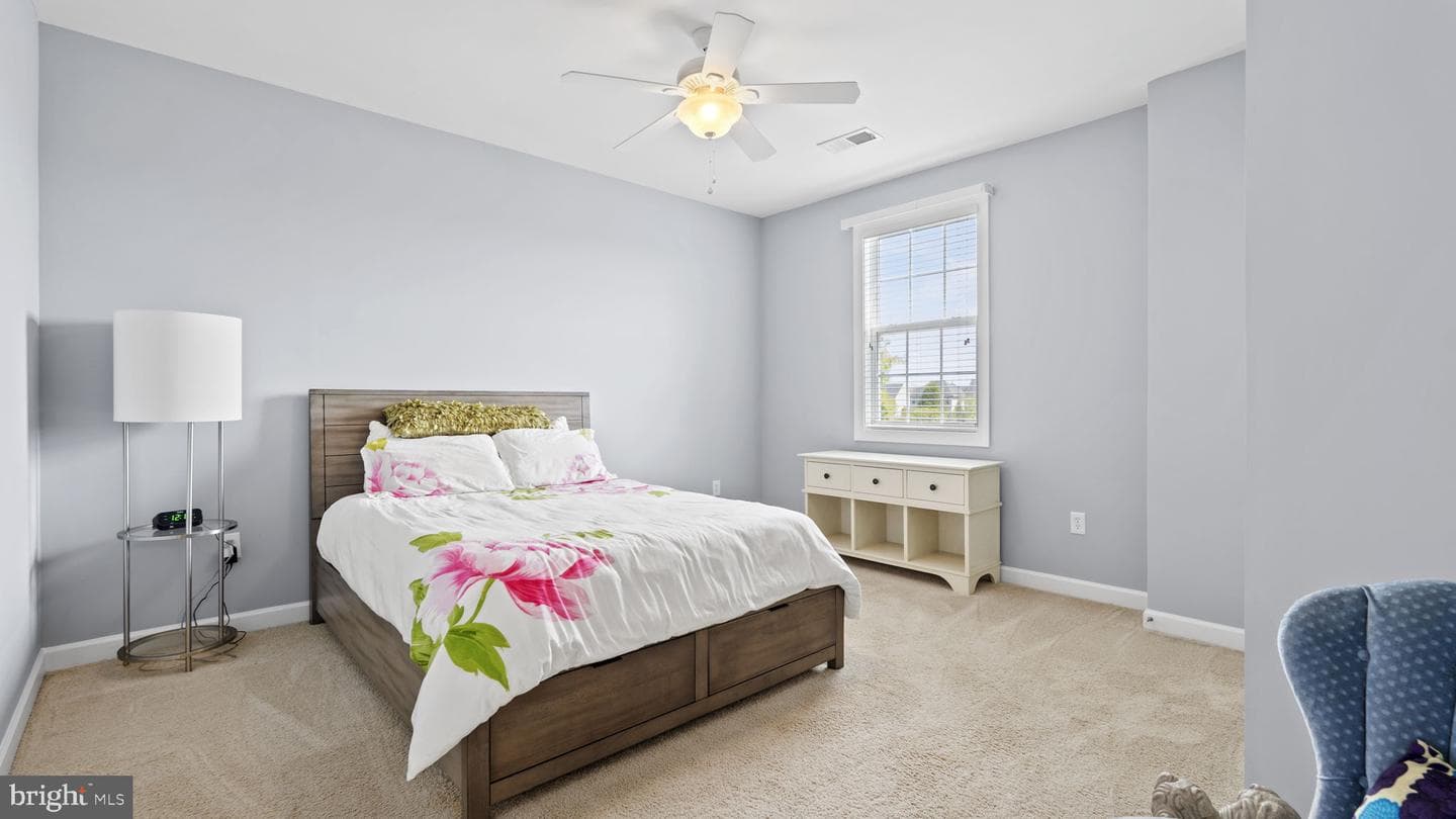 8784 Raleigh Mews photo 31