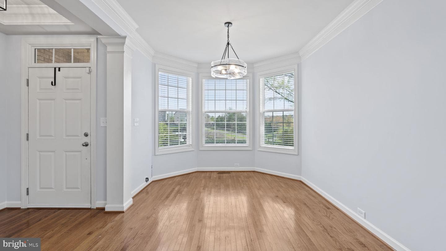 8784 Raleigh Mews photo 6