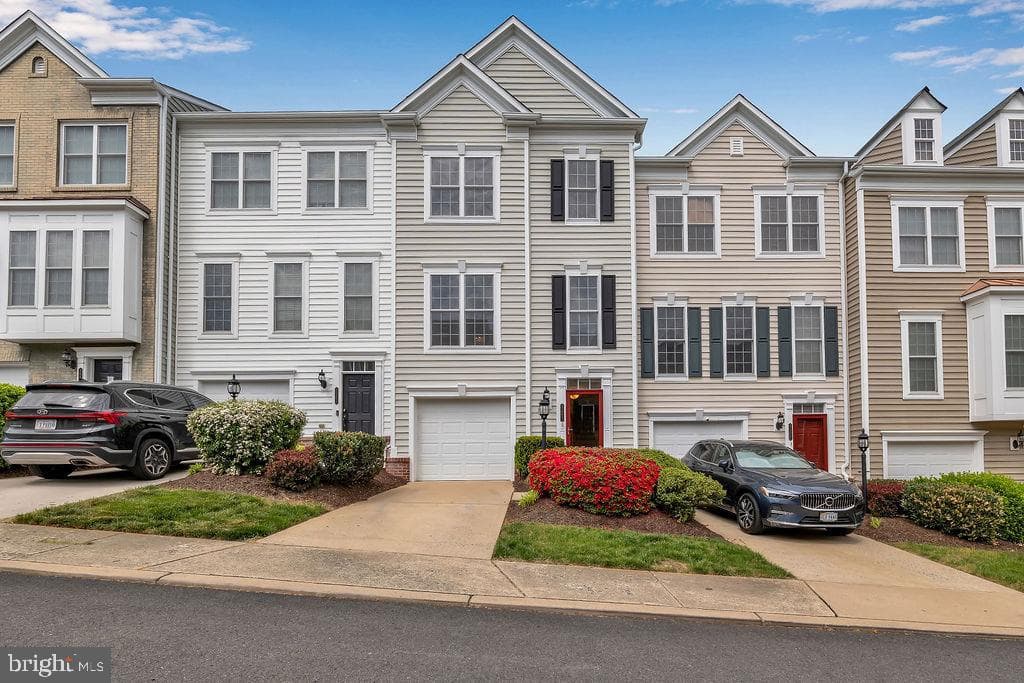 2207 Greywing Street photo 2