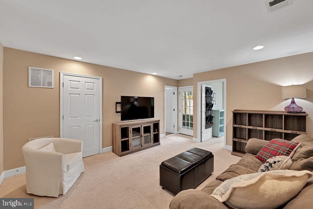 2207 Greywing Street photo 6