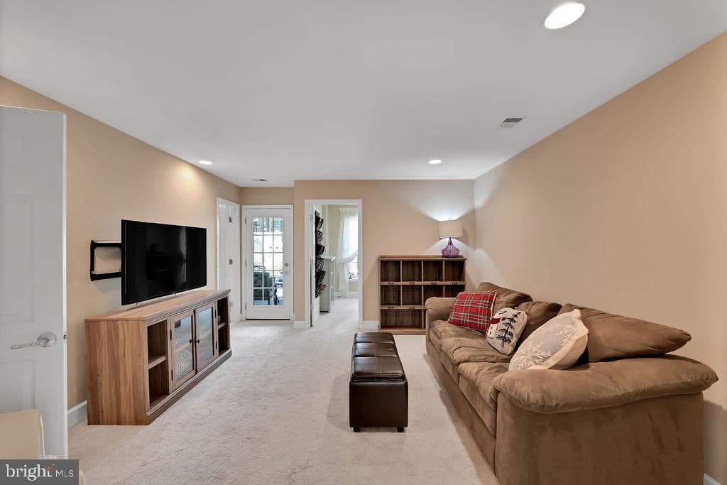 2207 Greywing Street photo 8