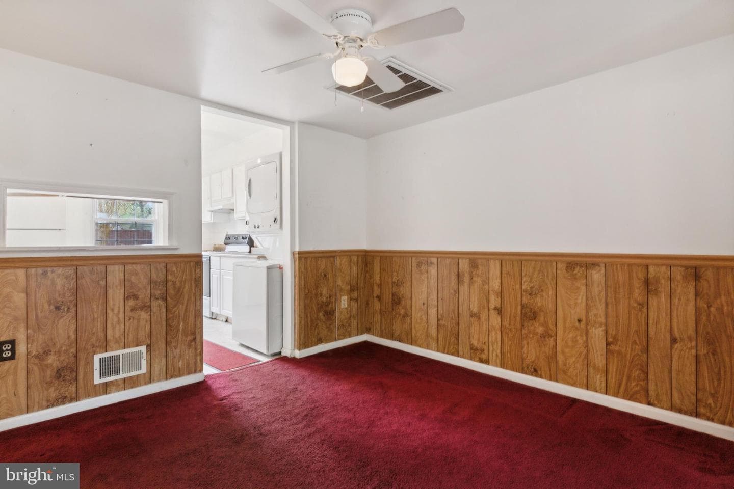 7633 Somerset Lane photo 14