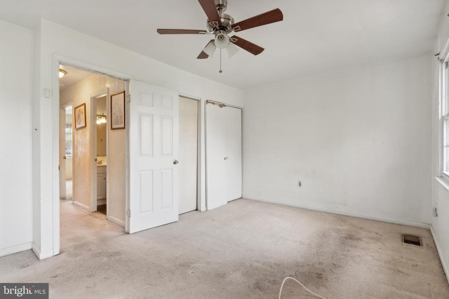 7633 Somerset Lane photo 6