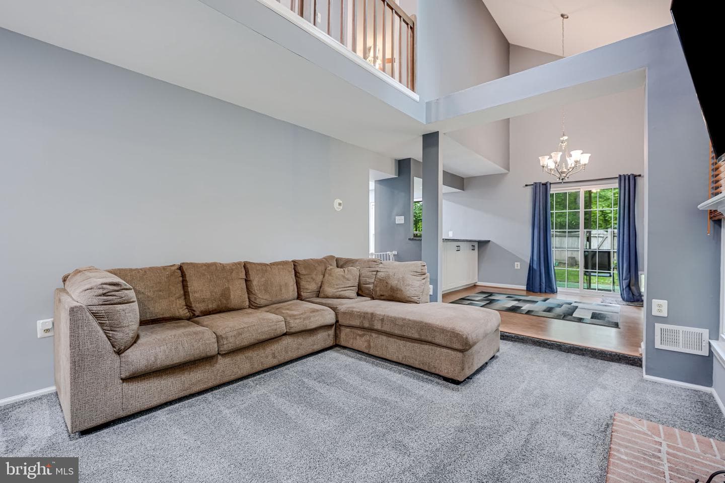 15246 Larkspur Lane photo 7