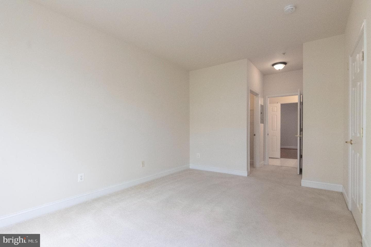 13890 Chelmsford Dr #108 photo 24