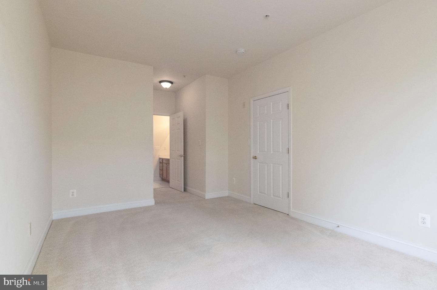 13890 Chelmsford Dr #108 photo 25