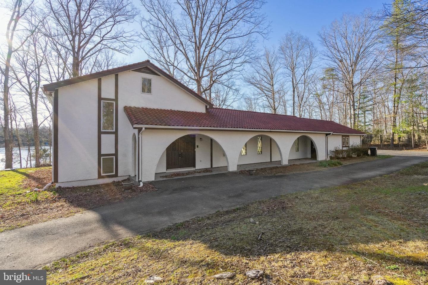 8909 Burwell Road photo 1
