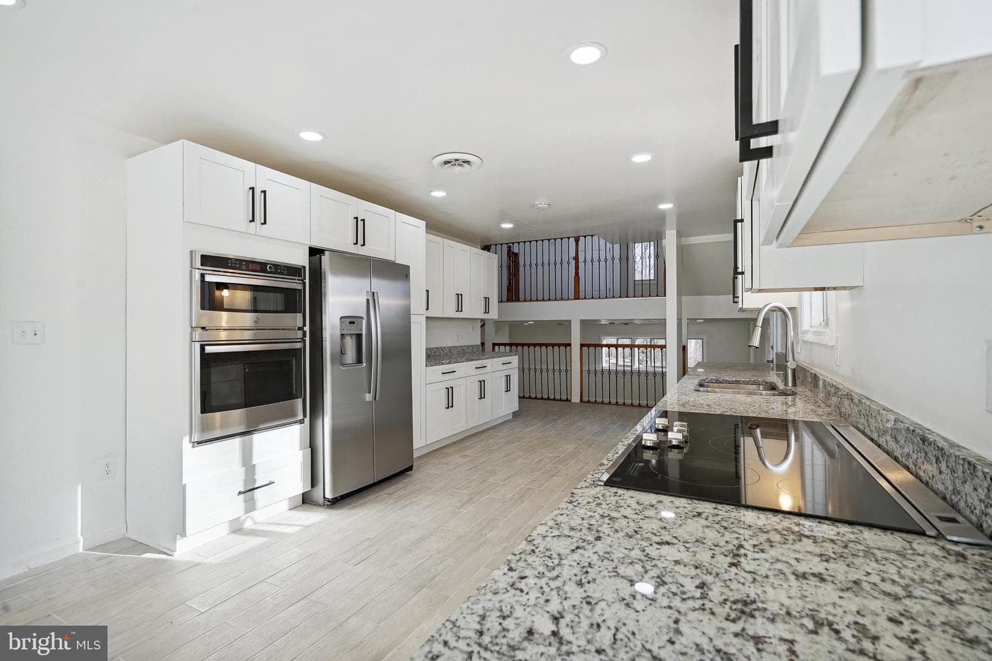 8909 Burwell Road photo 11