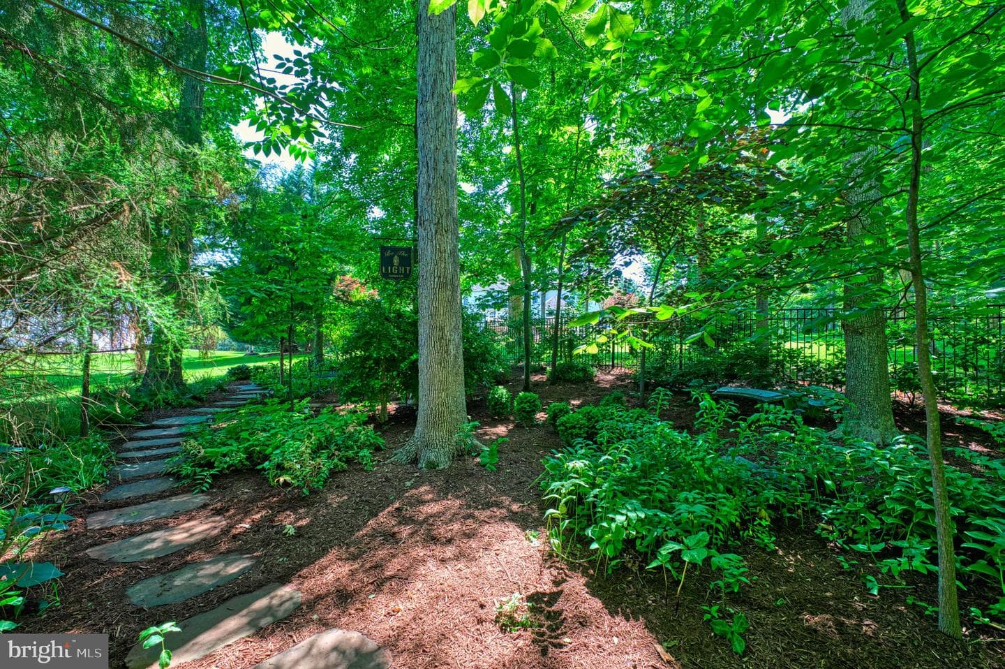 5004 Signature Court photo 5