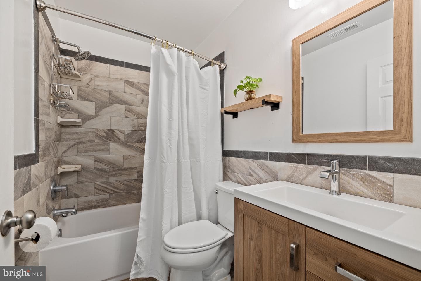 14905 Feeder Lane photo 29