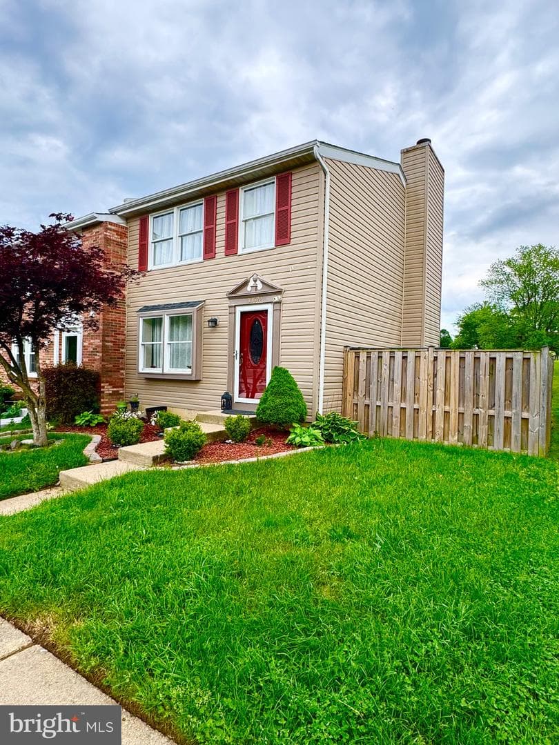 13572 Bentley Circle photo 2