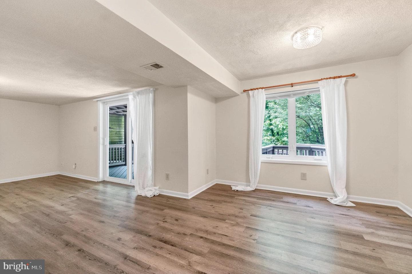 4736 Timber Ridge Drive photo 25