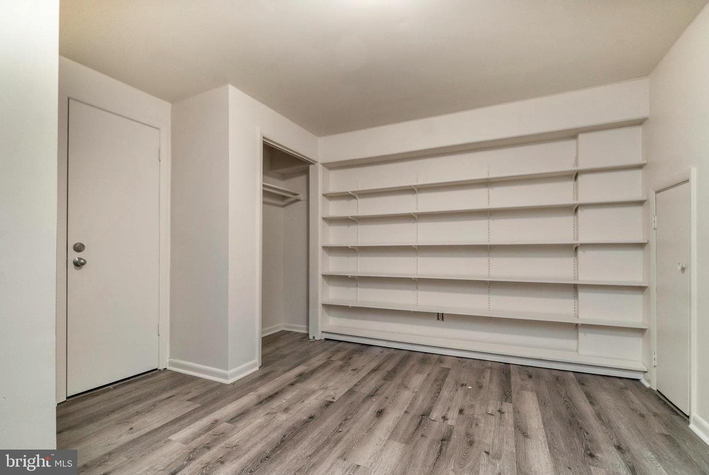 4736 Timber Ridge Drive photo 27
