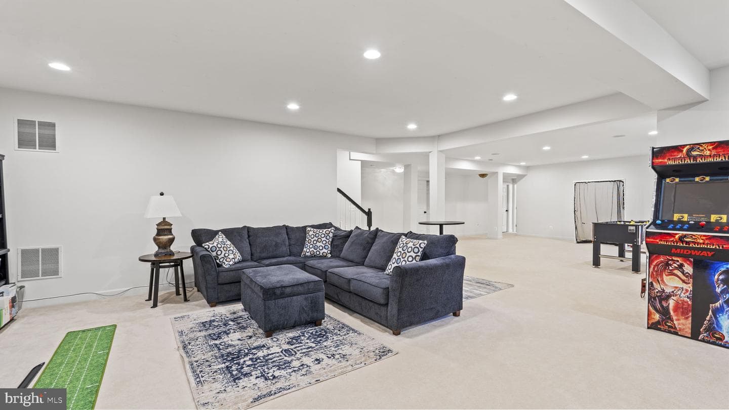 7313 Great Mere Court photo 41
