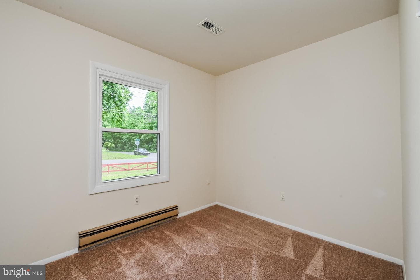 1501 Woodside Drive photo 18