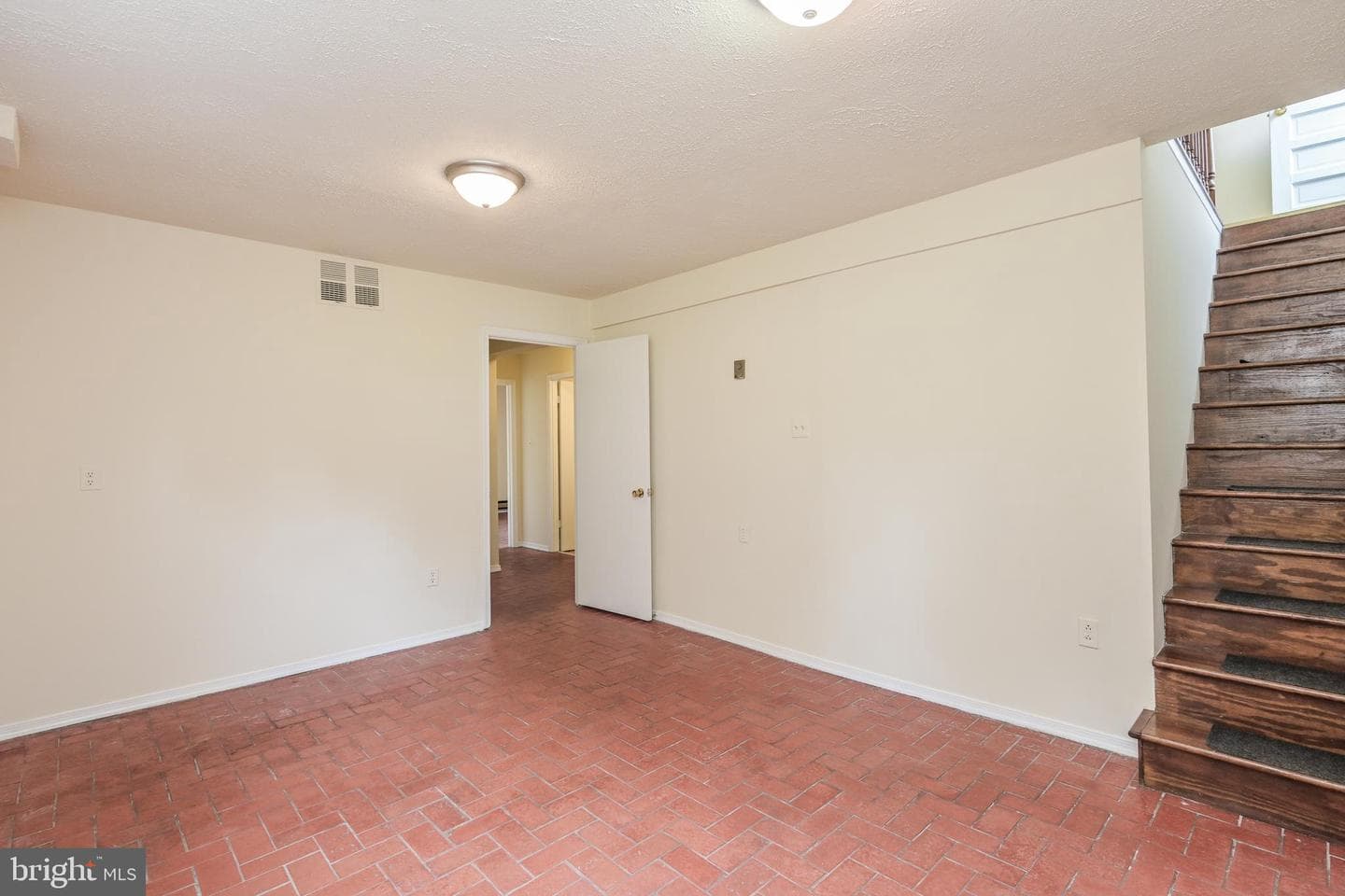 1501 Woodside Drive photo 26