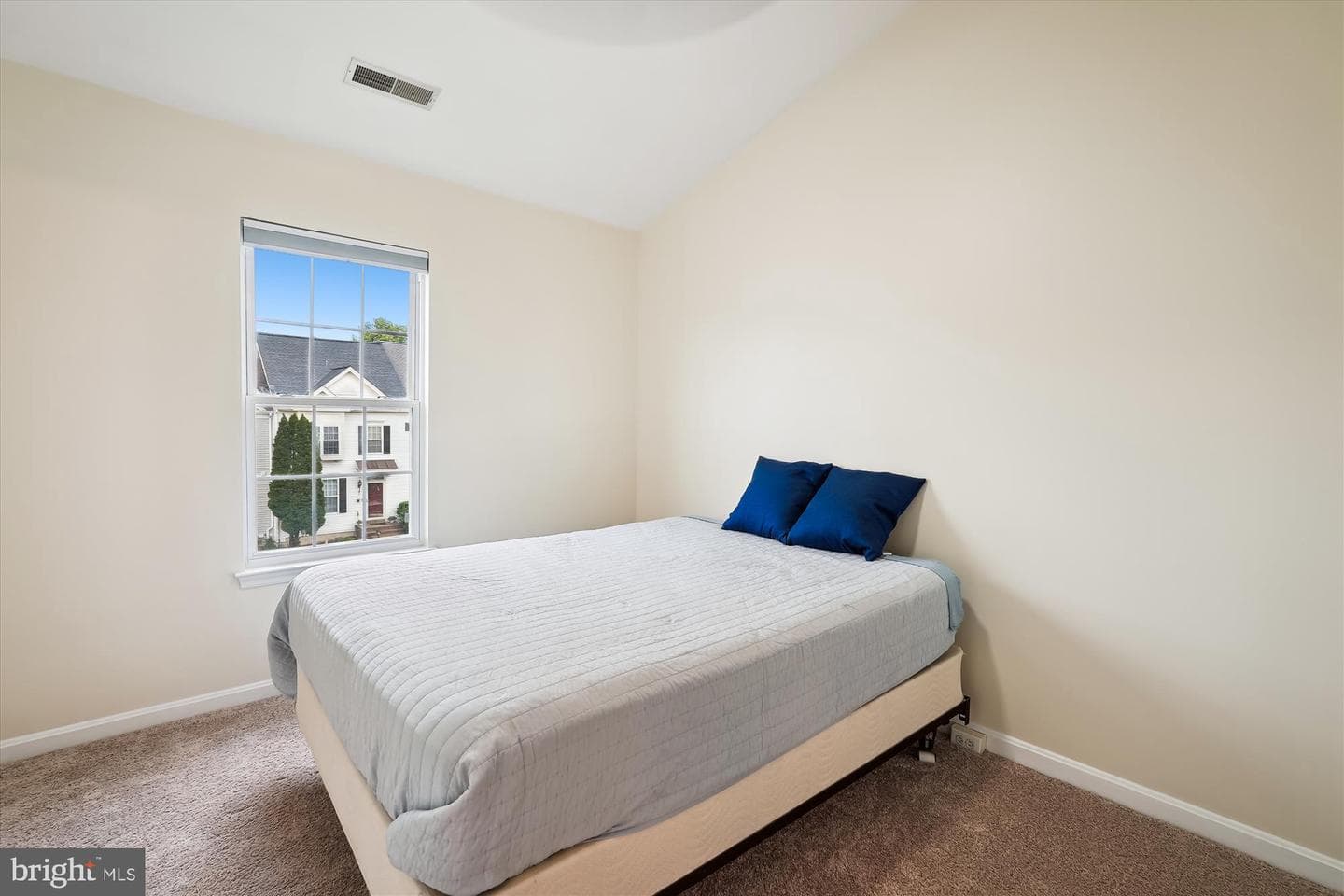 8854 Howland Place photo 27