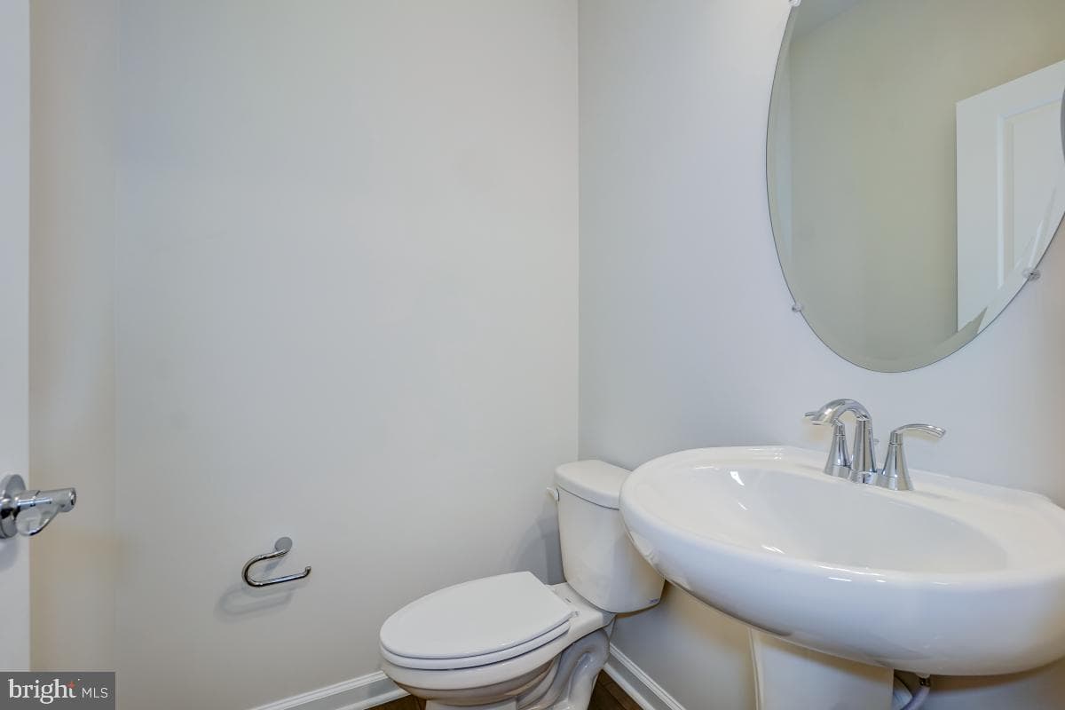15057 Jaxton Square Lane photo 9