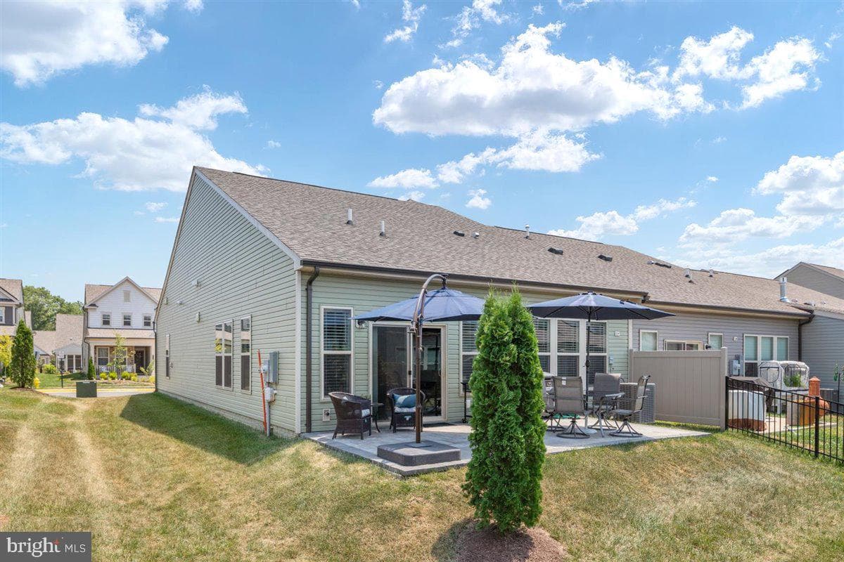 6794 Begonia Lane photo 21