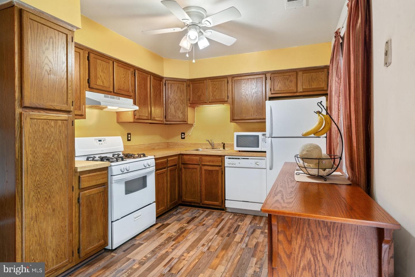 14325 N Park Court photo 13