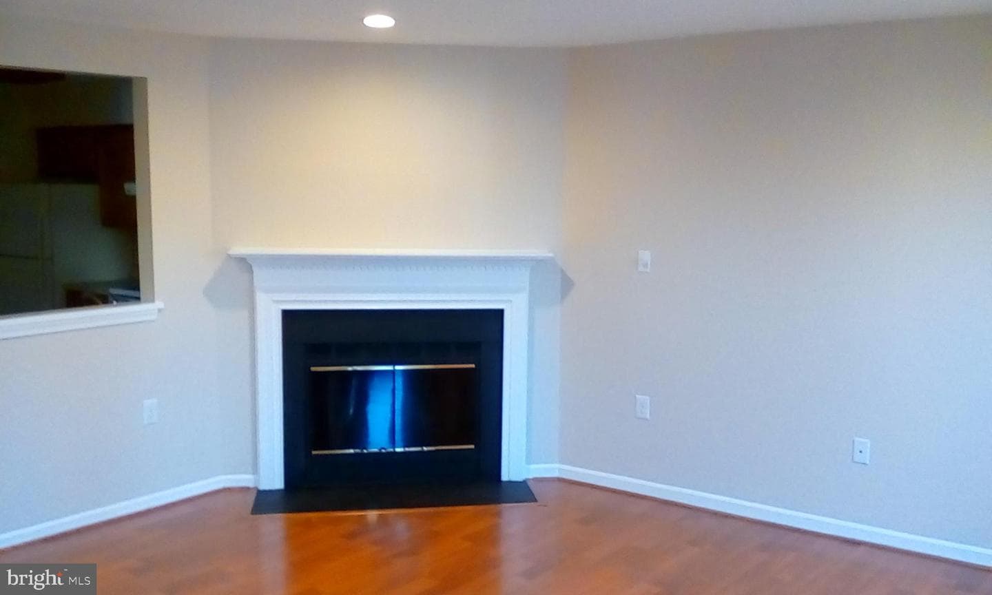 10452 Paradise Court photo 2