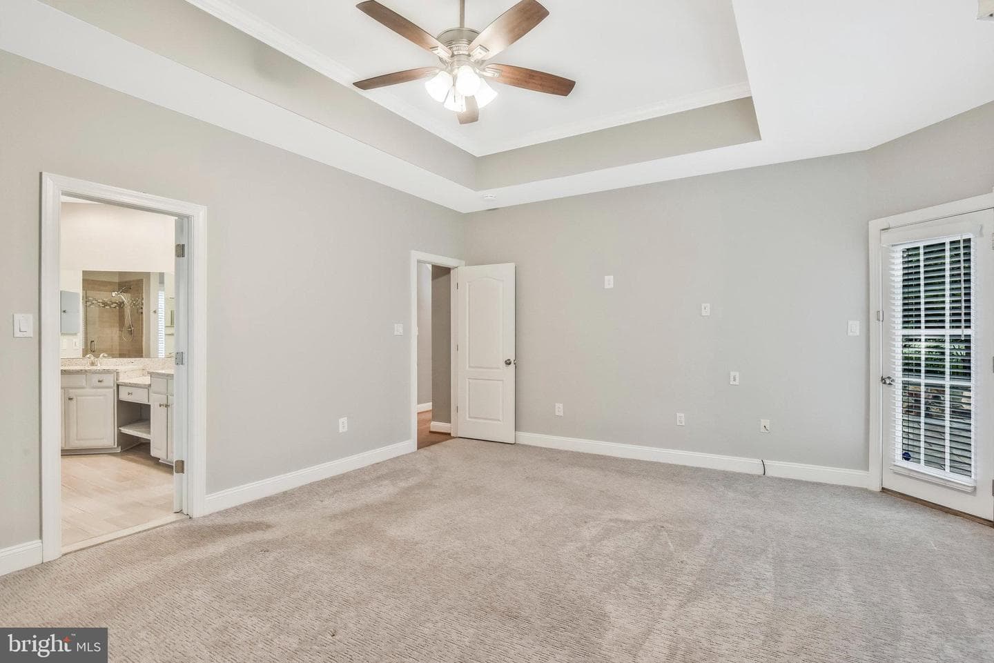 7941 Amsterdam Court photo 24