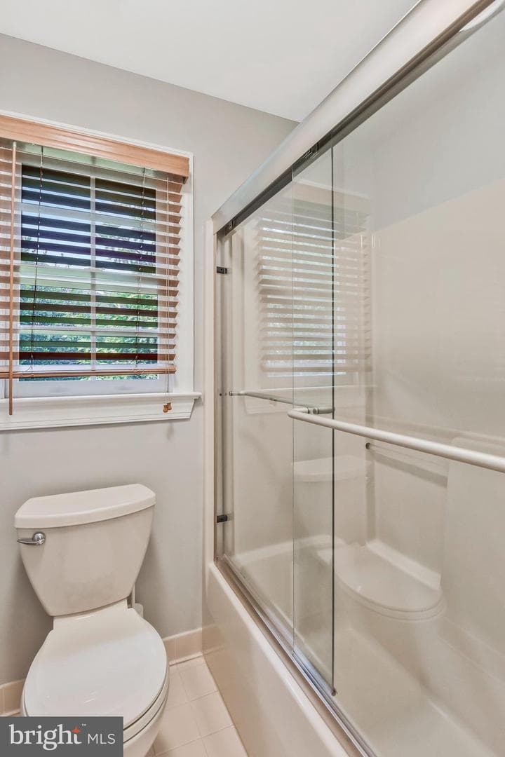 7941 Amsterdam Court photo 37