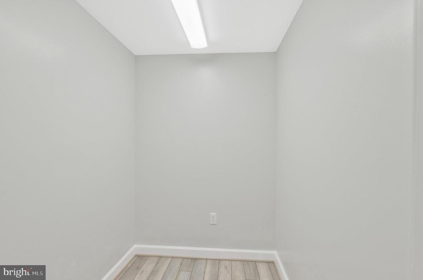 7941 Amsterdam Court photo 52