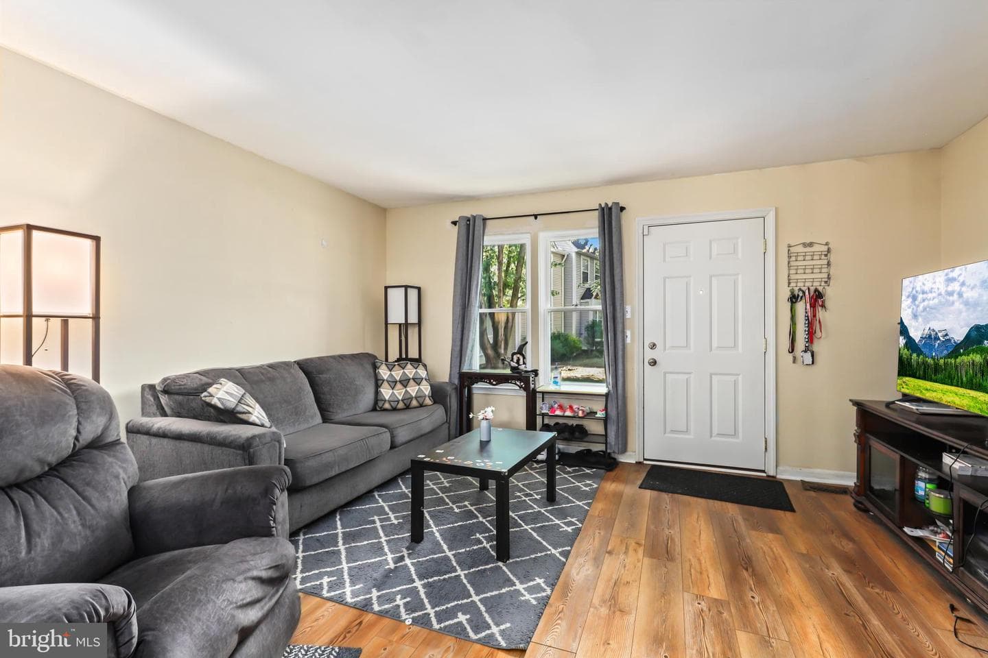 15239 Valley Stream Drive photo 10