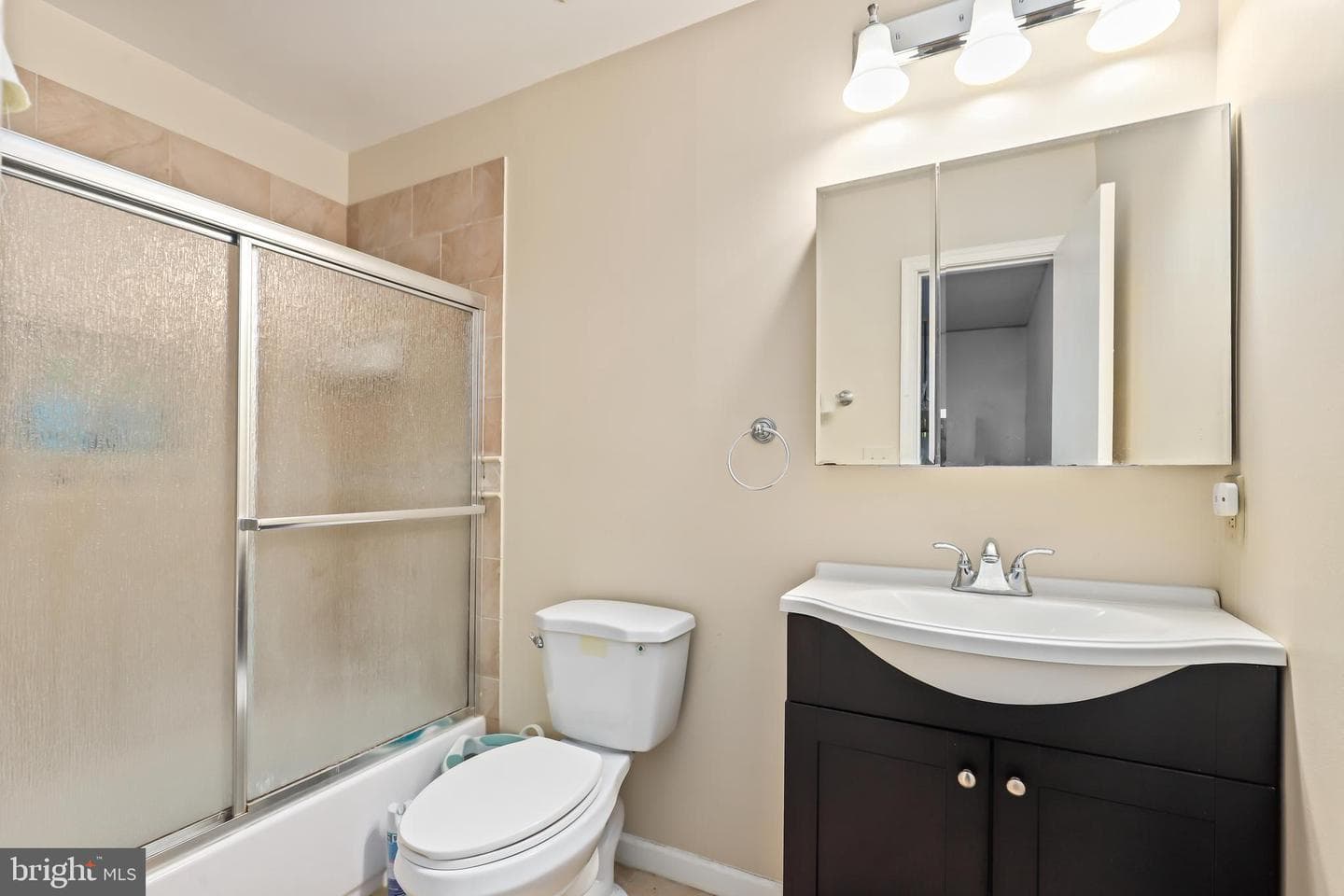 15239 Valley Stream Drive photo 16