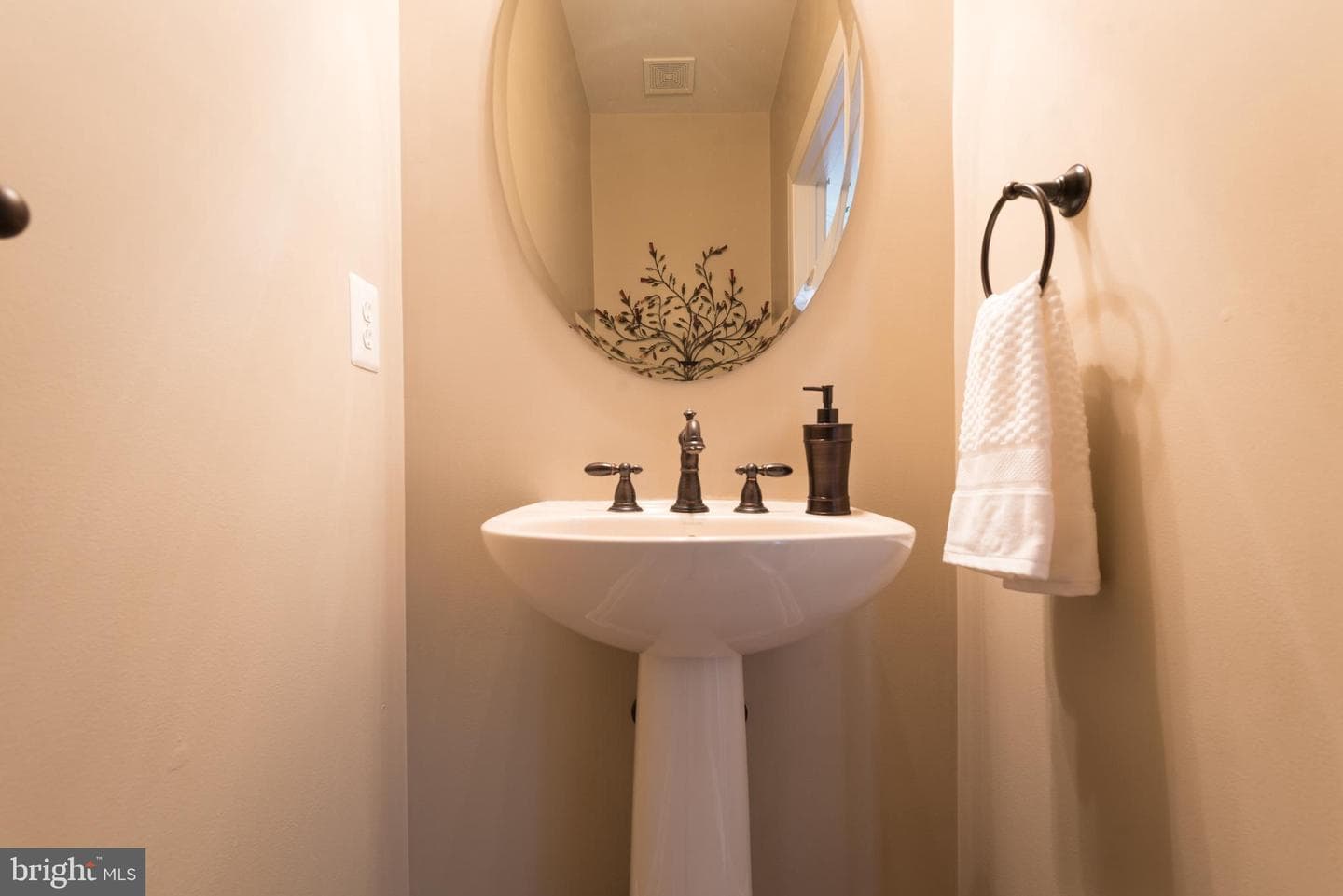 5792 Amelia Springs Circle photo 27
