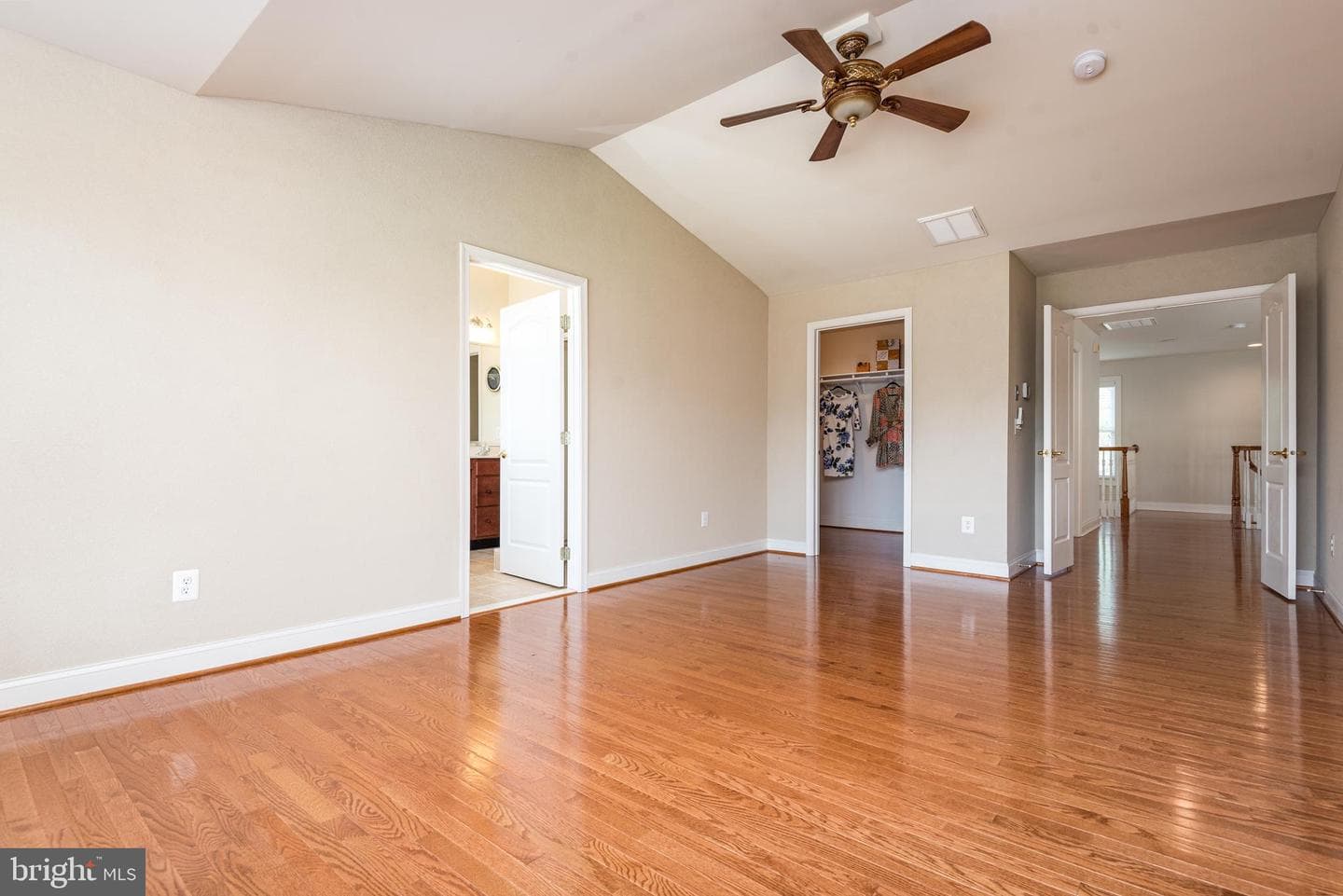 5792 Amelia Springs Circle photo 32