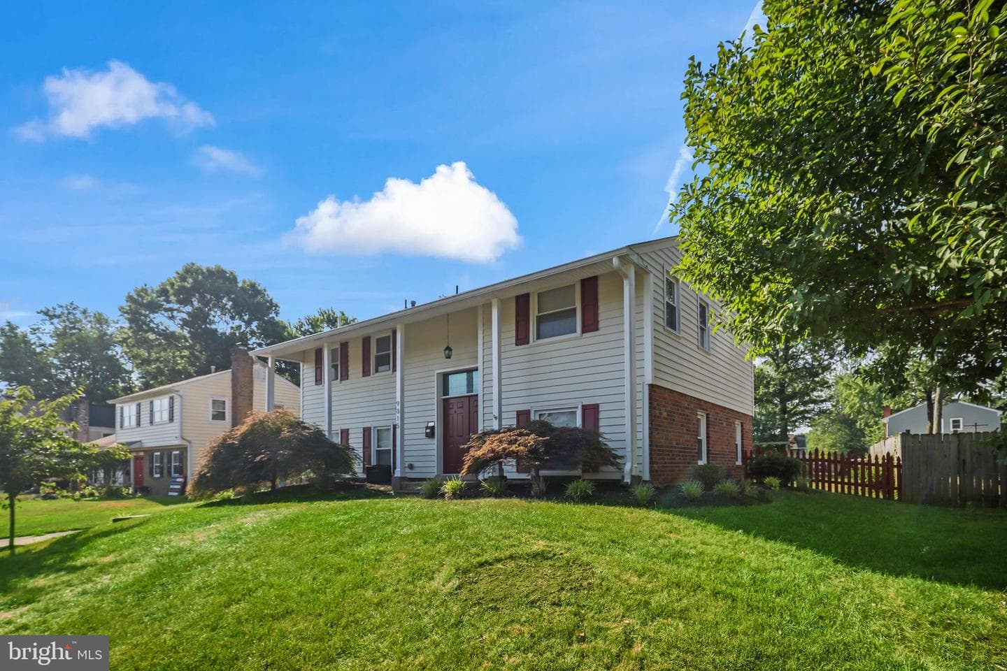 9815 Greenview Lane photo 29