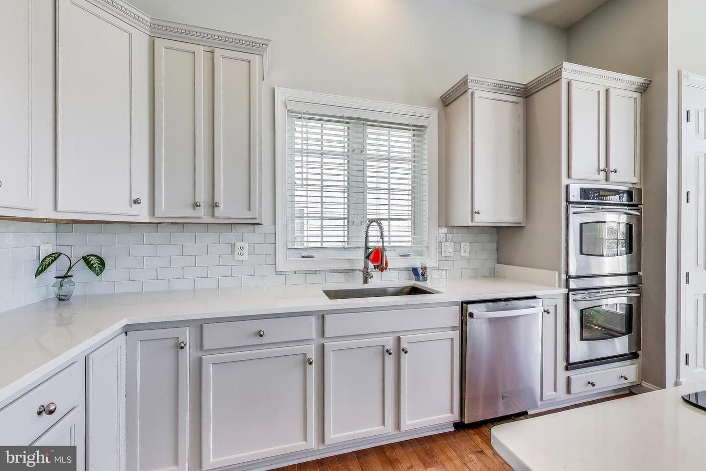 16180 Radburn Street photo 12