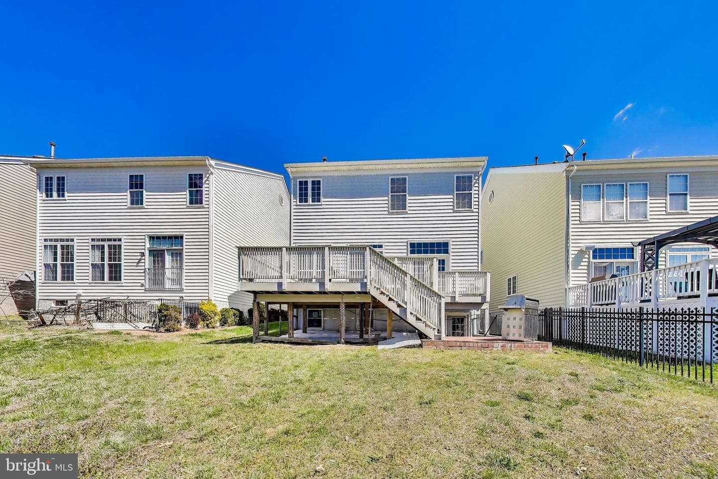 16180 Radburn Street photo 51