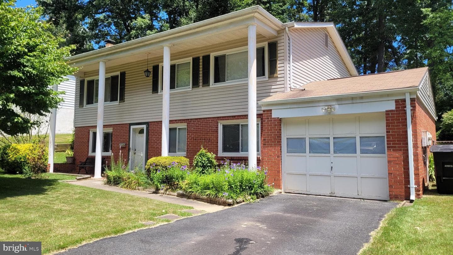 4806 Korvett Drive photo 1