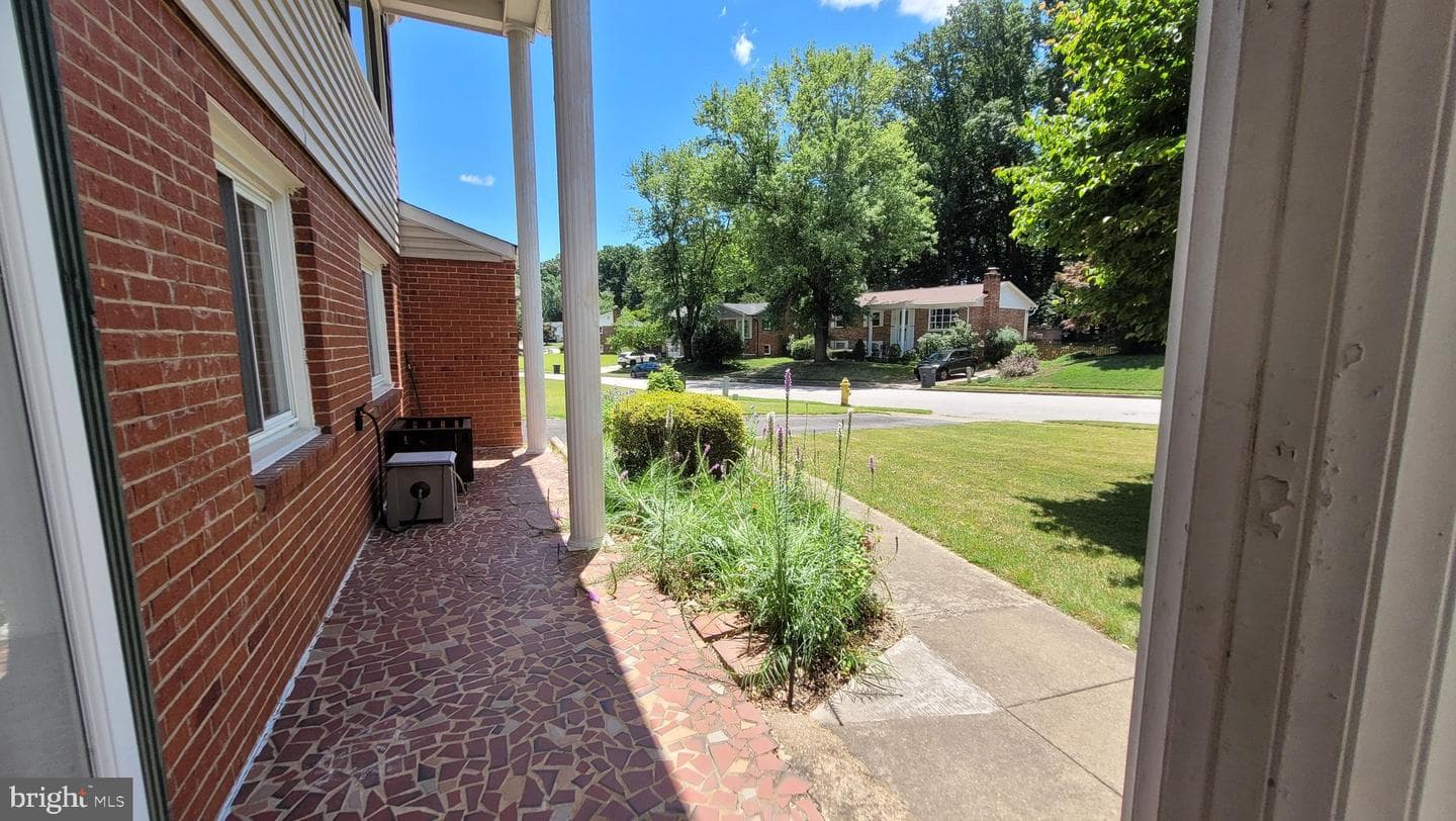 4806 Korvett Drive photo 4