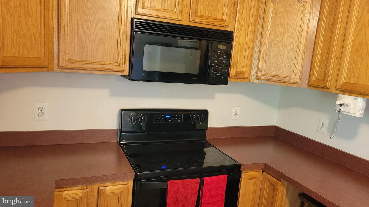 4806 Korvett Drive photo 9