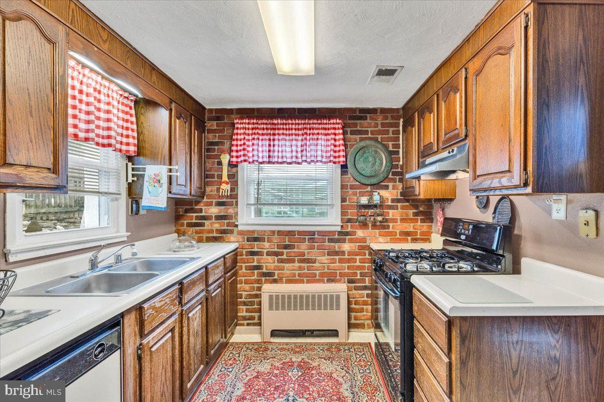 14509 Brook Drive photo 21