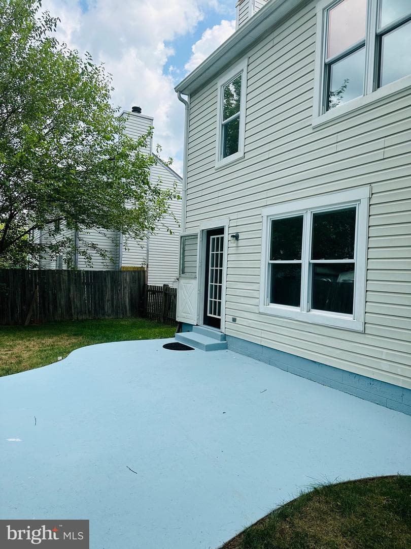 8640 Sunnygate Drive photo 3