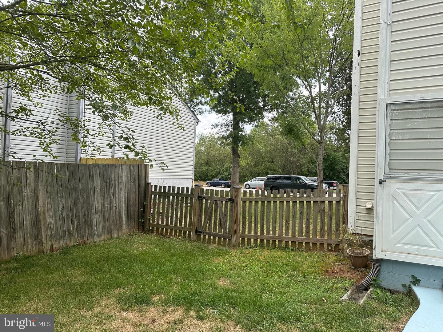 8640 Sunnygate Drive photo 5
