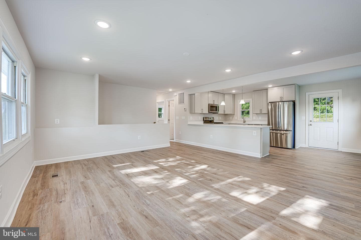 14105 Franklin Street photo 14