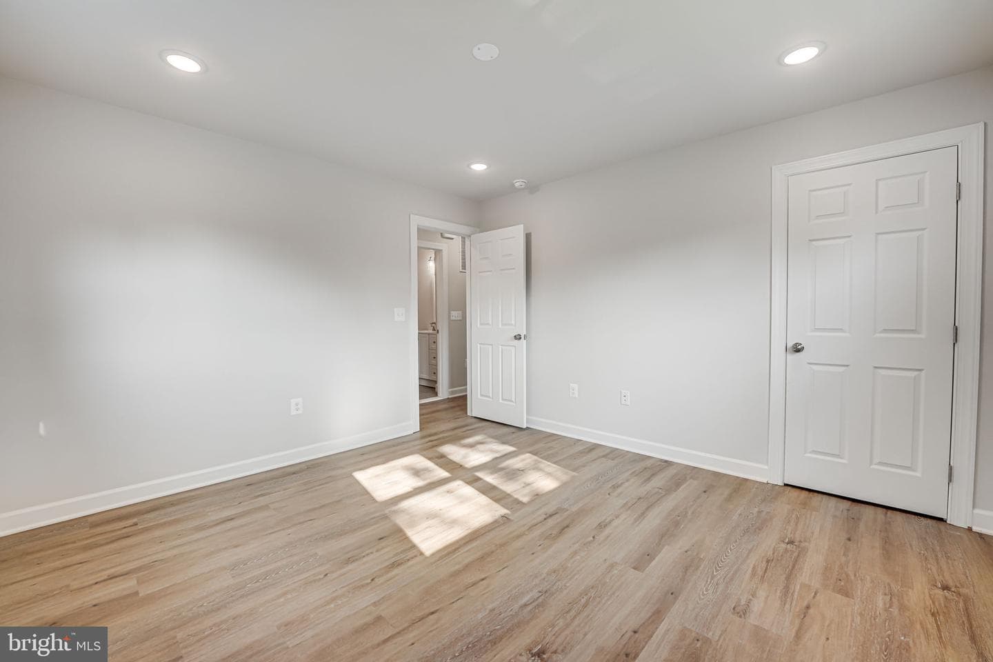 14105 Franklin Street photo 20