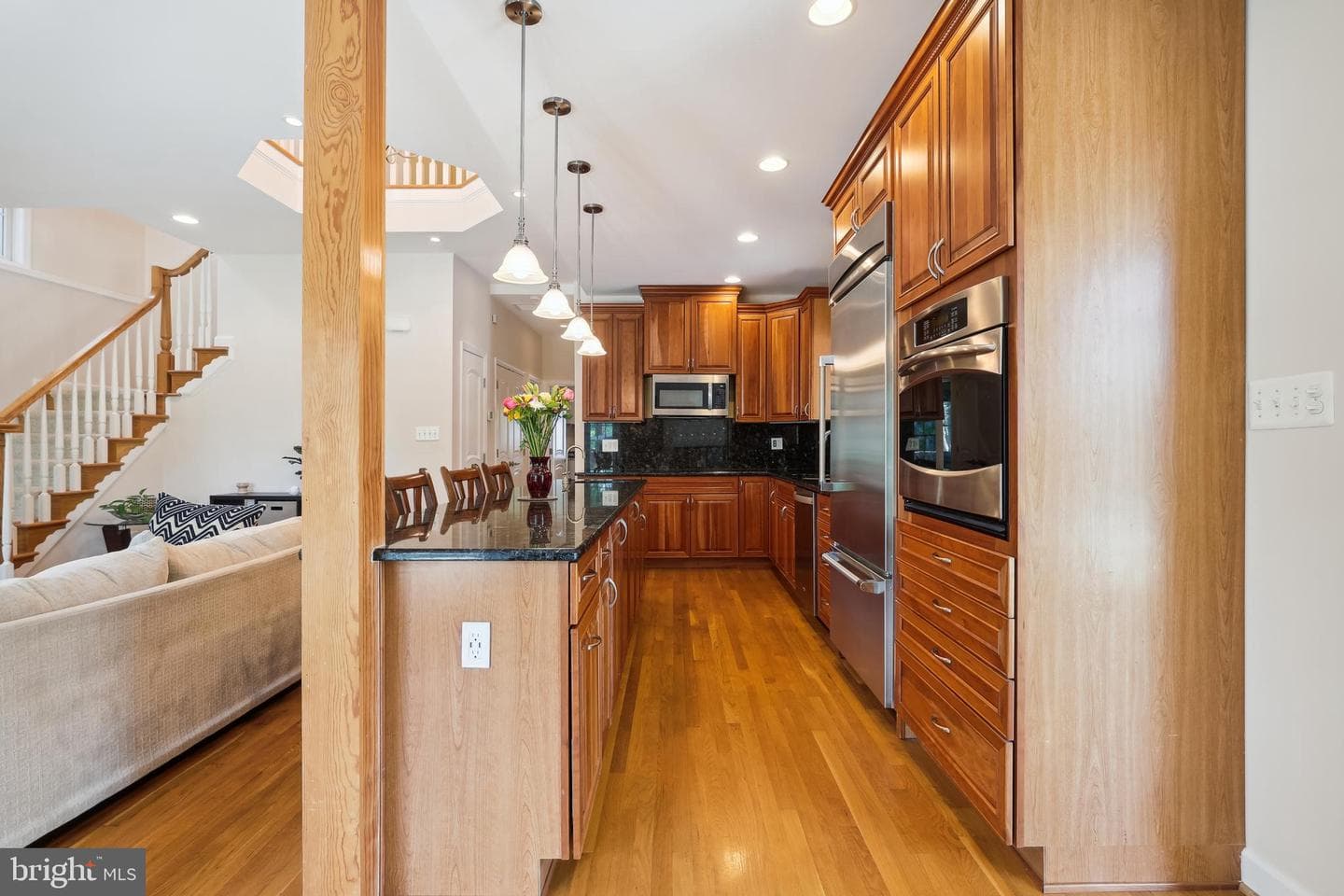 1106 Linden Street photo 9