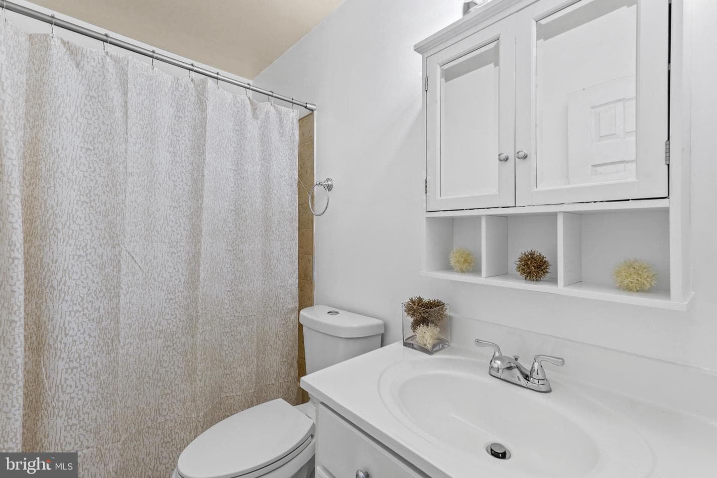 16204 Edgewood Drive photo 17