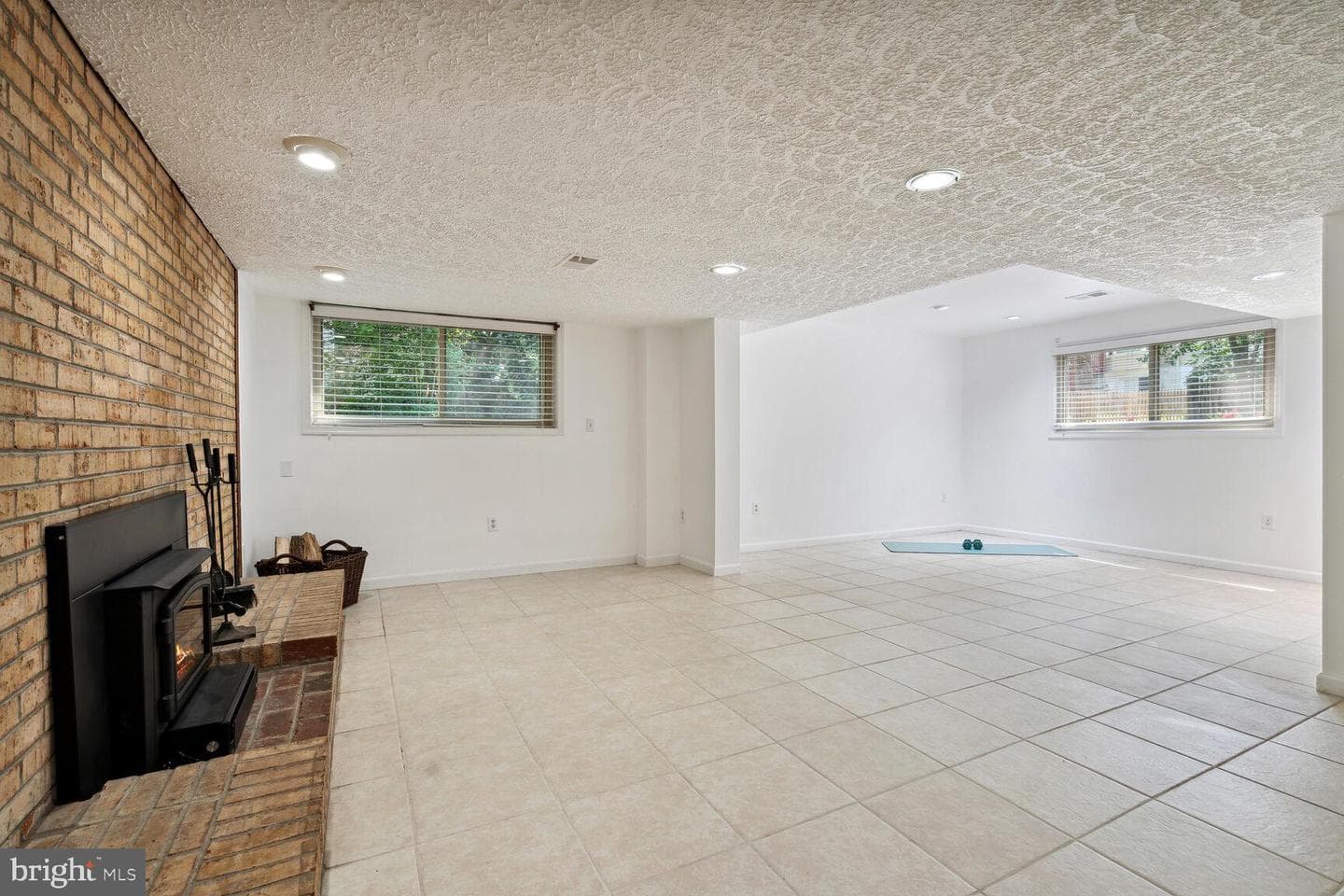16204 Edgewood Drive photo 24