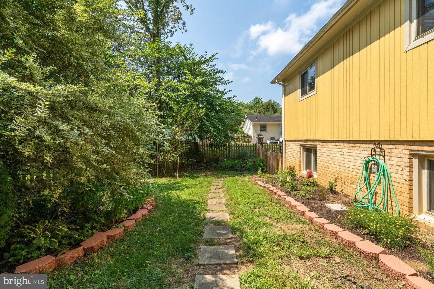 16204 Edgewood Drive photo 4