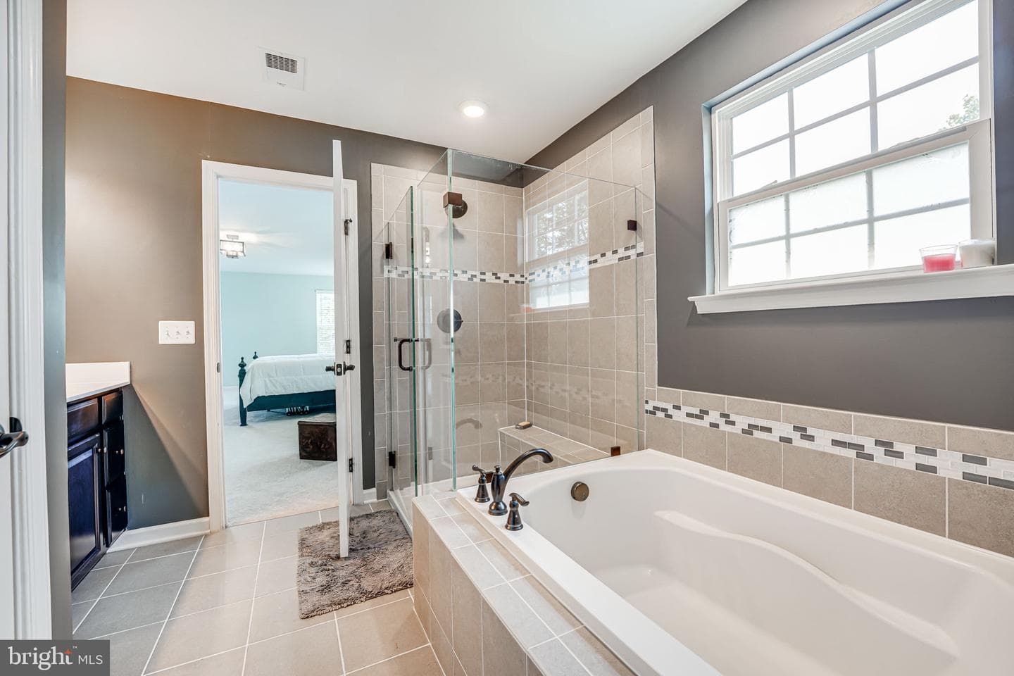 12921 Hoadly Manor Drive photo 5
